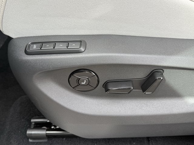 2027 Volkswagen Atlas SEL Premium R-Line
