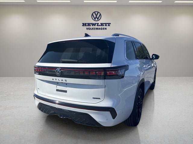 2027 Volkswagen Atlas SEL Premium R-Line