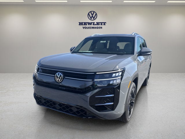 2027 Volkswagen Atlas SEL Premium R-Line with Captain's Chairs