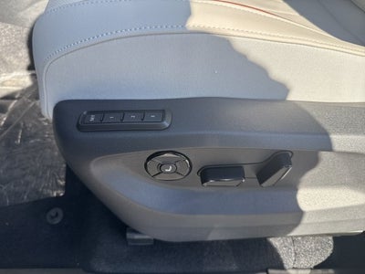 2027 Volkswagen Atlas SEL Premium R-Line with Captain's Chairs