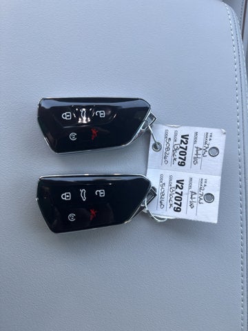 2027 Volkswagen Atlas SEL Premium R-Line with Captain's Chairs