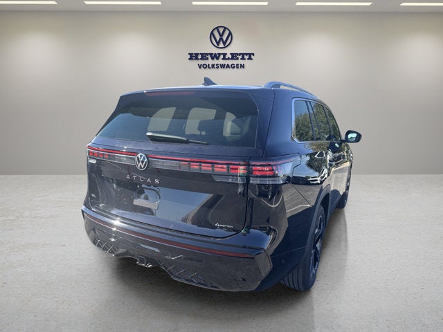 2027 Volkswagen Atlas SEL Premium R-Line with Captain's Chairs