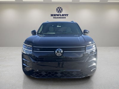2027 Volkswagen Atlas SEL Premium R-Line with Captain's Chairs