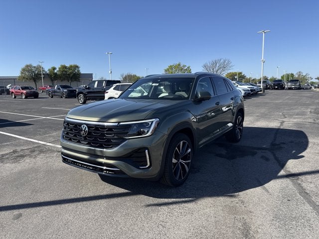 2026 Volkswagen Atlas Cross Sport 2.0T SEL Premium R-Line