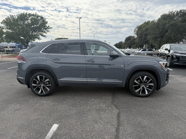 2026 Volkswagen Atlas Cross Sport 2.0T SEL Premium R-Line