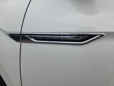 2025 Volkswagen Atlas Cross Sport 2.0T SEL Premium R-Line
