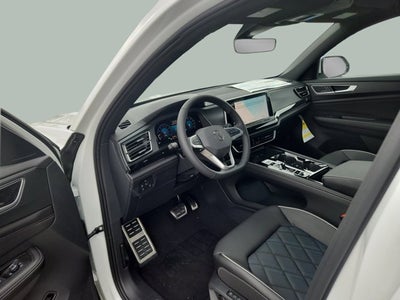 2025 Volkswagen Atlas Cross Sport 2.0T SEL Premium R-Line