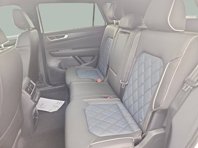 2025 Volkswagen Atlas Cross Sport 2.0T SEL Premium R-Line