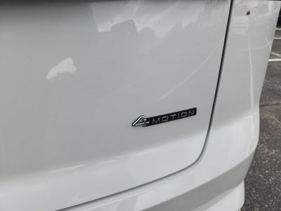 2025 Volkswagen Atlas Cross Sport 2.0T SEL Premium R-Line