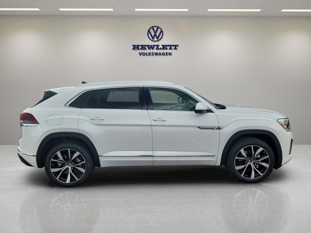 2025 Volkswagen Atlas Cross Sport 2.0T SEL Premium R-Line