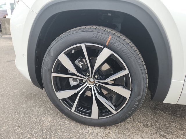 2025 Volkswagen Atlas Cross Sport 2.0T SEL Premium R-Line