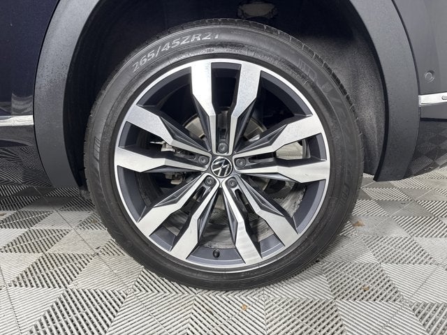 2023 Volkswagen Atlas Cross Sport 3.6L V6 SEL Premium R-Line