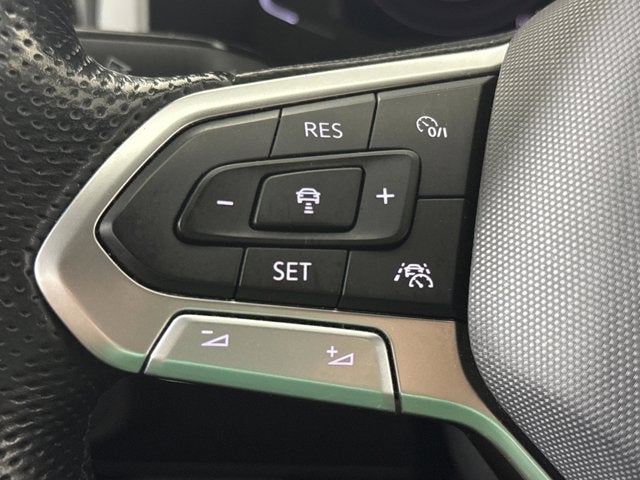 2023 Volkswagen Atlas Cross Sport 3.6L V6 SEL Premium R-Line