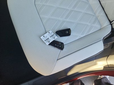 2025 Volkswagen Atlas Cross Sport 2.0T SEL Premium R-Line