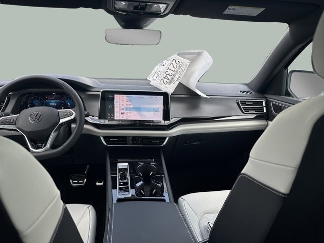 2025 Volkswagen Atlas Cross Sport 2.0T SEL Premium R-Line