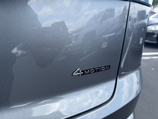 2025 Volkswagen Atlas Cross Sport 2.0T SEL Premium R-Line