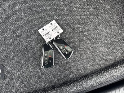 2025 Volkswagen Atlas Cross Sport 2.0T SEL Premium R-Line