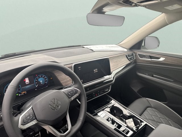 2026 Volkswagen Atlas 2.0T SEL Premium R-Line with Captain's Chairs