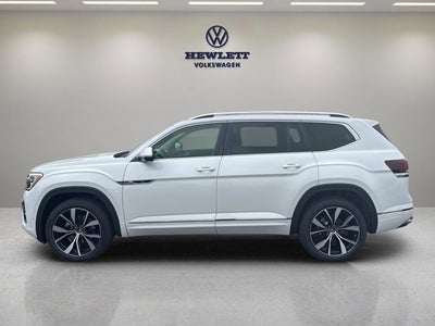 2026 Volkswagen Atlas 2.0T SEL Premium R-Line with Captain's Chairs
