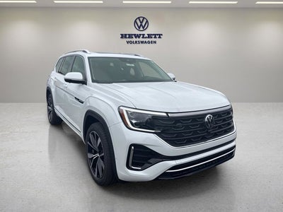 2026 Volkswagen Atlas 2.0T SEL Premium R-Line with Captain's Chairs