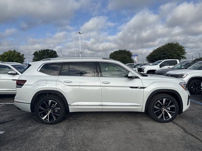 2026 Volkswagen Atlas 2.0T SEL Premium R-Line