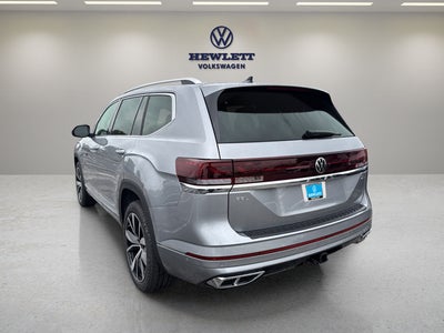 2026 Volkswagen Atlas 2.0T SEL Premium R-Line with Captain's Chairs
