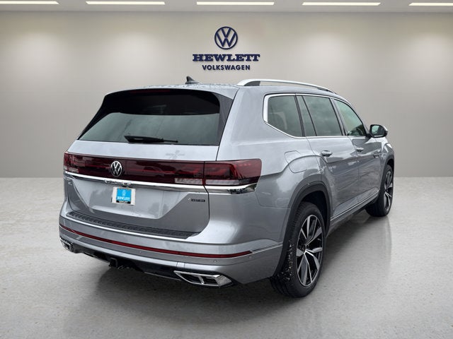 2026 Volkswagen Atlas 2.0T SEL Premium R-Line with Captain's Chairs