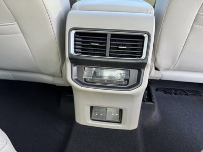2026 Volkswagen Atlas 2.0T SEL Premium R-Line with Captain's Chairs