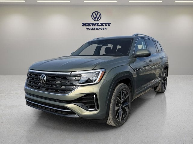 2026 Volkswagen Atlas 2.0T SEL Premium R-Line with Captain's Chairs