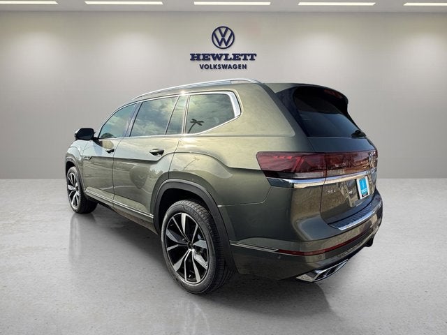 2026 Volkswagen Atlas 2.0T SEL Premium R-Line with Captain's Chairs