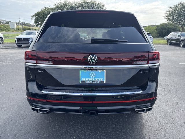 2026 Volkswagen Atlas 2.0T SEL Premium R-Line with Captain's Chairs