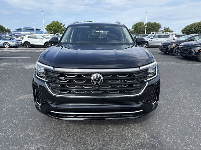 2026 Volkswagen Atlas 2.0T SEL Premium R-Line with Captain's Chairs