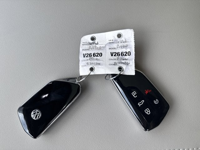 2026 Volkswagen Atlas 2.0T SEL Premium R-Line with Captain's Chairs