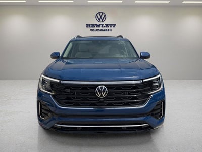 2026 Volkswagen Atlas 2.0T SEL Premium R-Line with Captain's Chairs