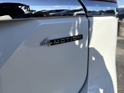 2026 Volkswagen Atlas 2.0T SEL Premium R-Line with Captain's Chairs