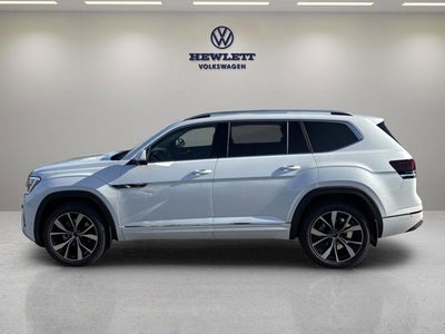 2026 Volkswagen Atlas 2.0T SEL Premium R-Line with Captain's Chairs