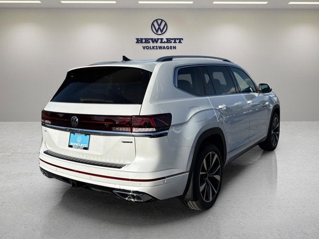 2026 Volkswagen Atlas 2.0T SEL Premium R-Line with Captain's Chairs