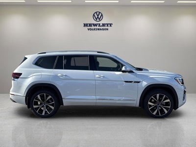 2026 Volkswagen Atlas 2.0T SEL Premium R-Line with Captain's Chairs
