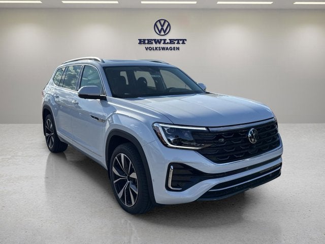 2026 Volkswagen Atlas 2.0T SEL Premium R-Line with Captain's Chairs