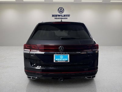 2026 Volkswagen Atlas 2.0T SEL Premium R-Line with Captain's Chairs