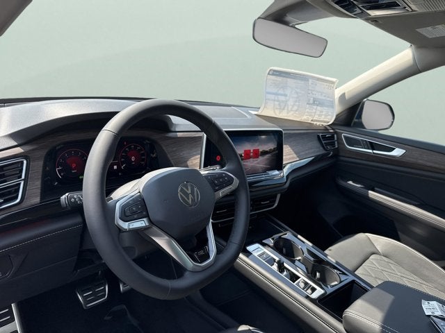 2026 Volkswagen Atlas 2.0T SEL Premium R-Line with Captain's Chairs
