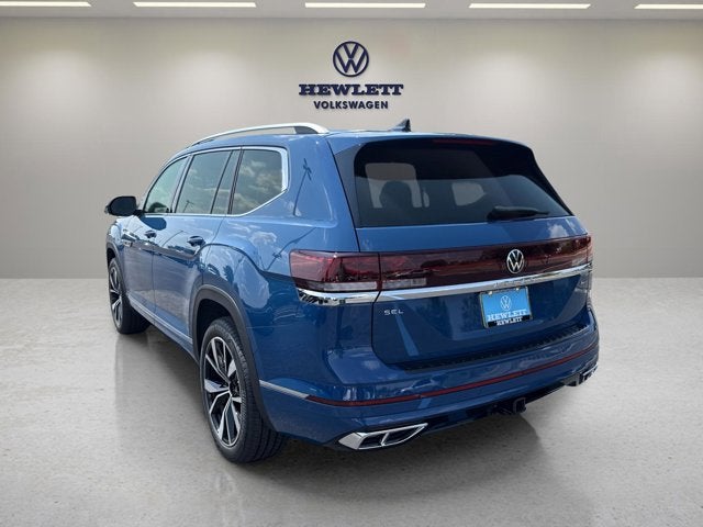 2026 Volkswagen Atlas 2.0T SEL Premium R-Line with Captain's Chairs