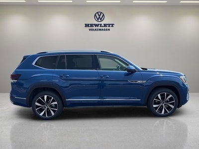 2026 Volkswagen Atlas 2.0T SEL Premium R-Line with Captain's Chairs