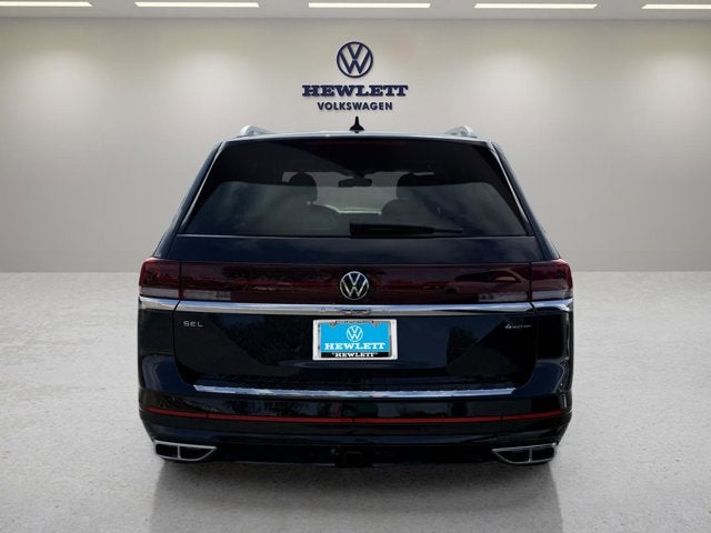 2026 Volkswagen Atlas 2.0T SEL Premium R-Line with Captain's Chairs