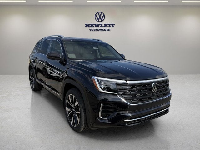 2026 Volkswagen Atlas 2.0T SEL Premium R-Line with Captain's Chairs