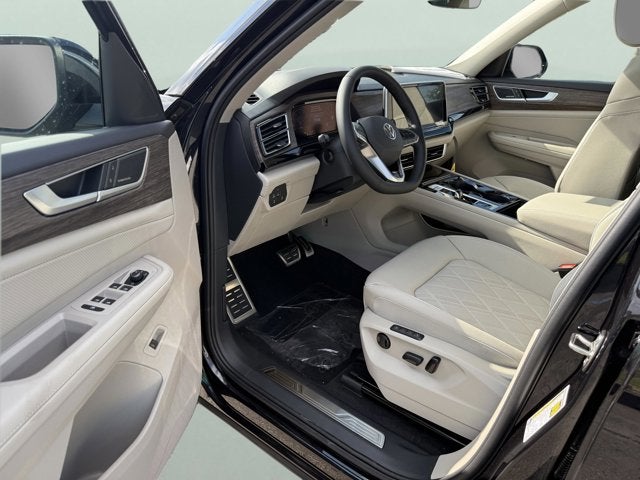 2026 Volkswagen Atlas 2.0T SEL Premium R-Line with Captain's Chairs