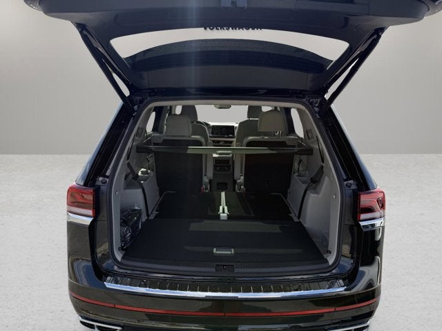 2026 Volkswagen Atlas 2.0T SEL Premium R-Line with Captain's Chairs