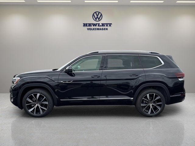 2026 Volkswagen Atlas 2.0T SEL Premium R-Line with Captain's Chairs