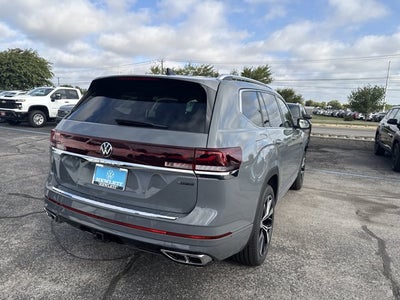 2026 Volkswagen Atlas 2.0T SEL Premium R-Line