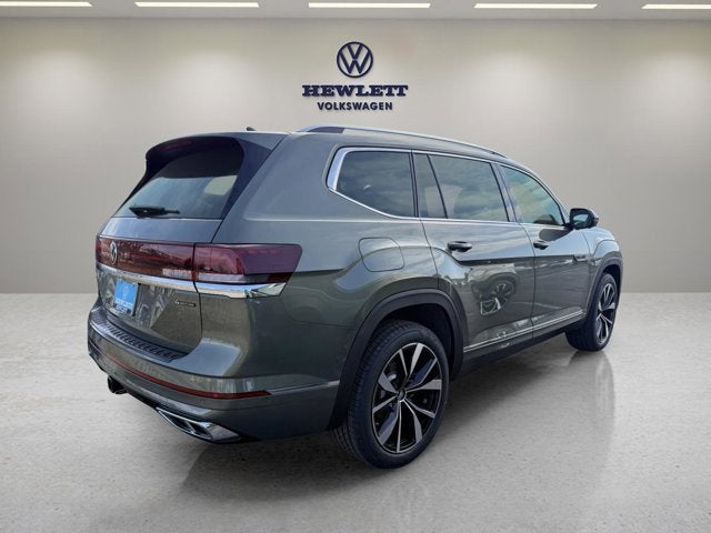 2026 Volkswagen Atlas 2.0T SEL Premium R-Line with Captain's Chairs